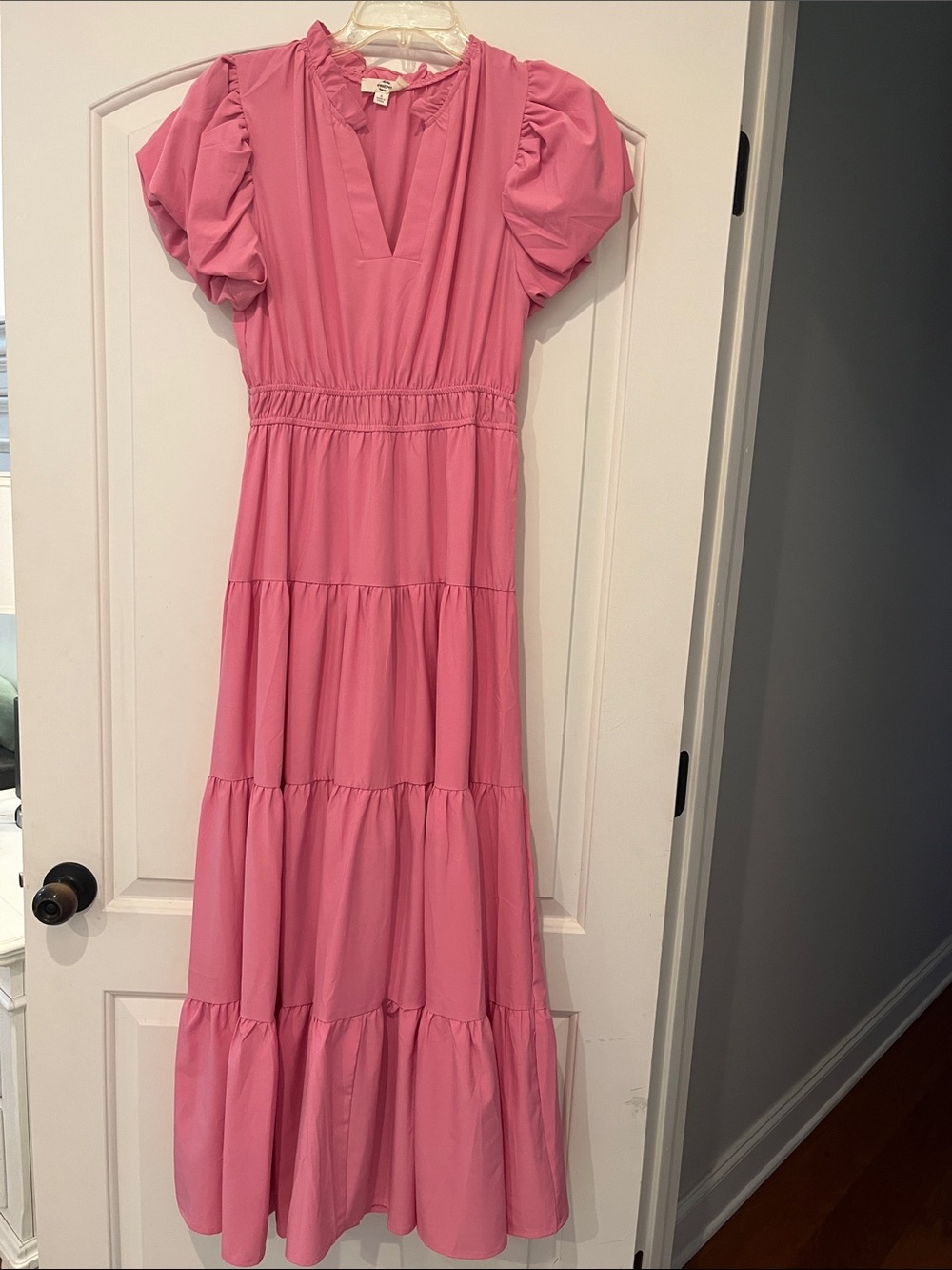entro Pink Puff-Sleeve Tiered Maxi